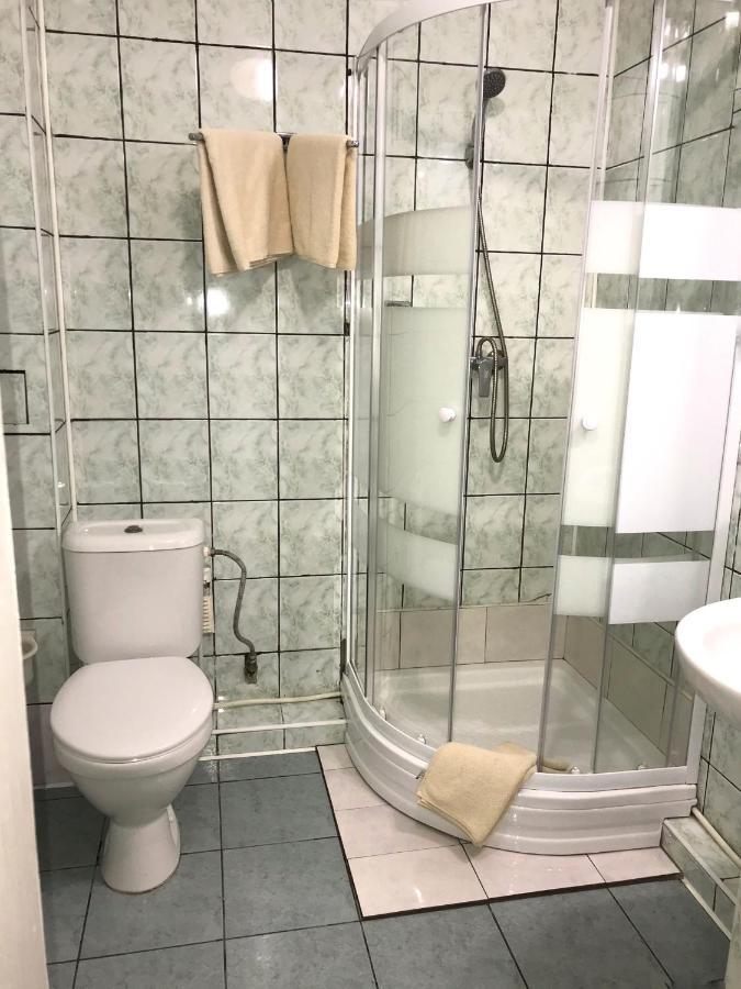 Готель Ягодин Starovoitove エクステリア 写真